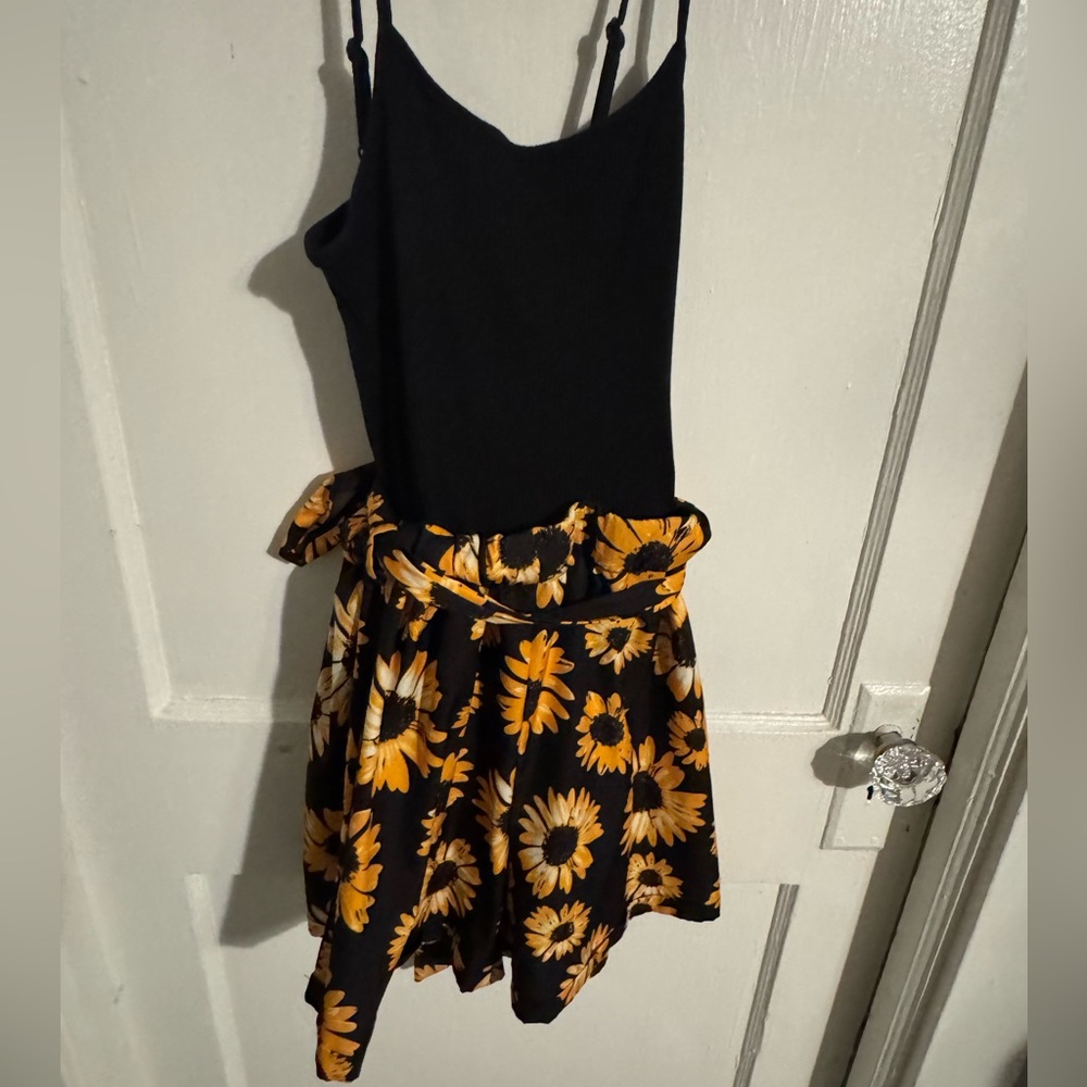 3 for $15 Sunflower Romper 🌼